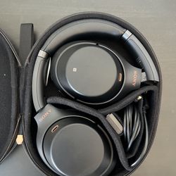 Sony WH-1000XM3 Headphones