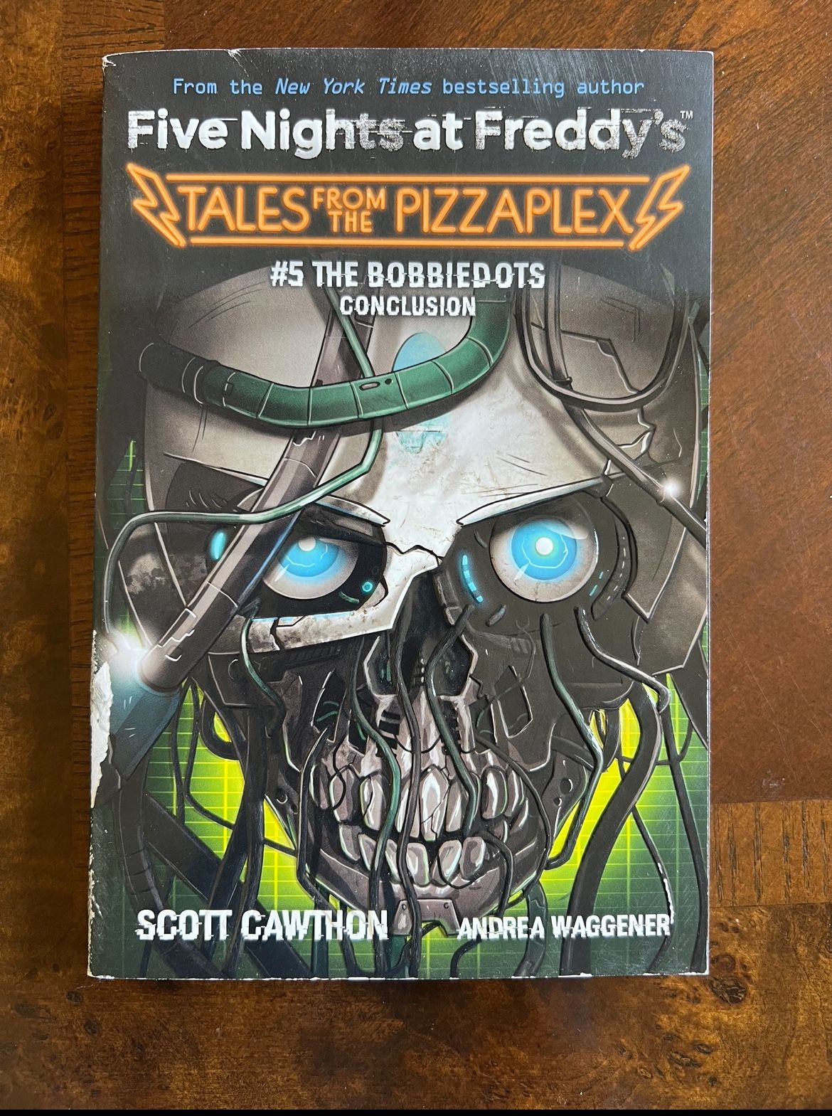 Five Nights At Freddys Book New