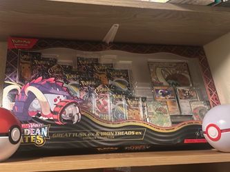 Paldean fates premium collection