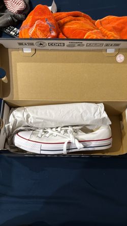 Converse white low top