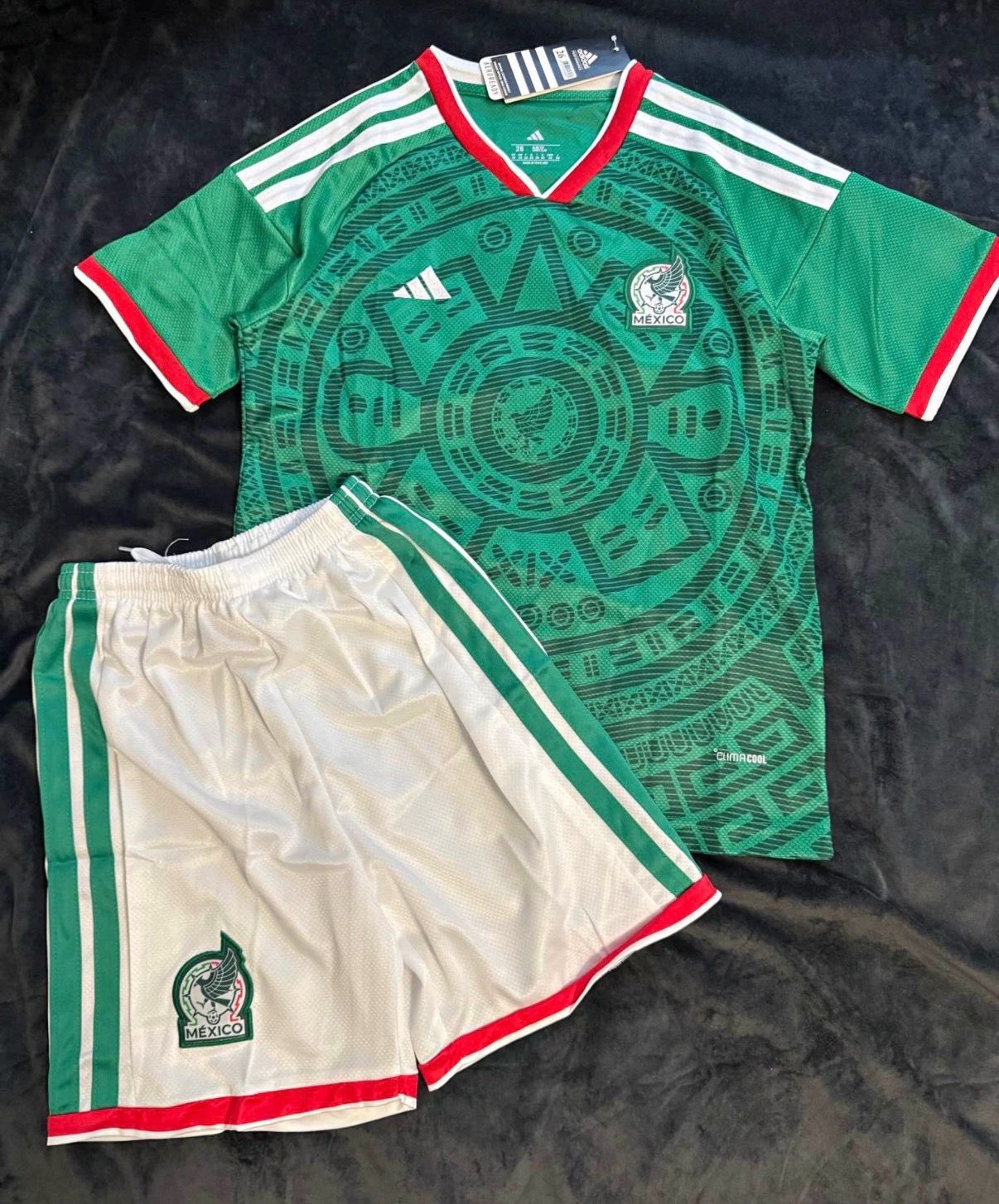 Soccer jerseys jersey kids set 50$ each Mexico black home and away and USA , Mexico small to 6xl Slim fit home and away local visitante Mundial 2026