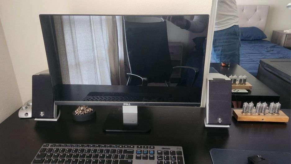 Dell 23in LED Monitor for Sale in Los Angeles, CA OfferUp