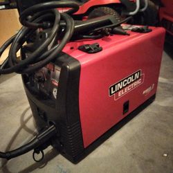 Lincoln Electric Welder! EASY MIG140 120v