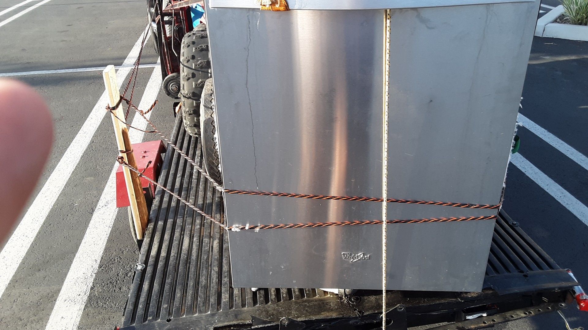 Whirlpool stainless steel dishwasher in great shape