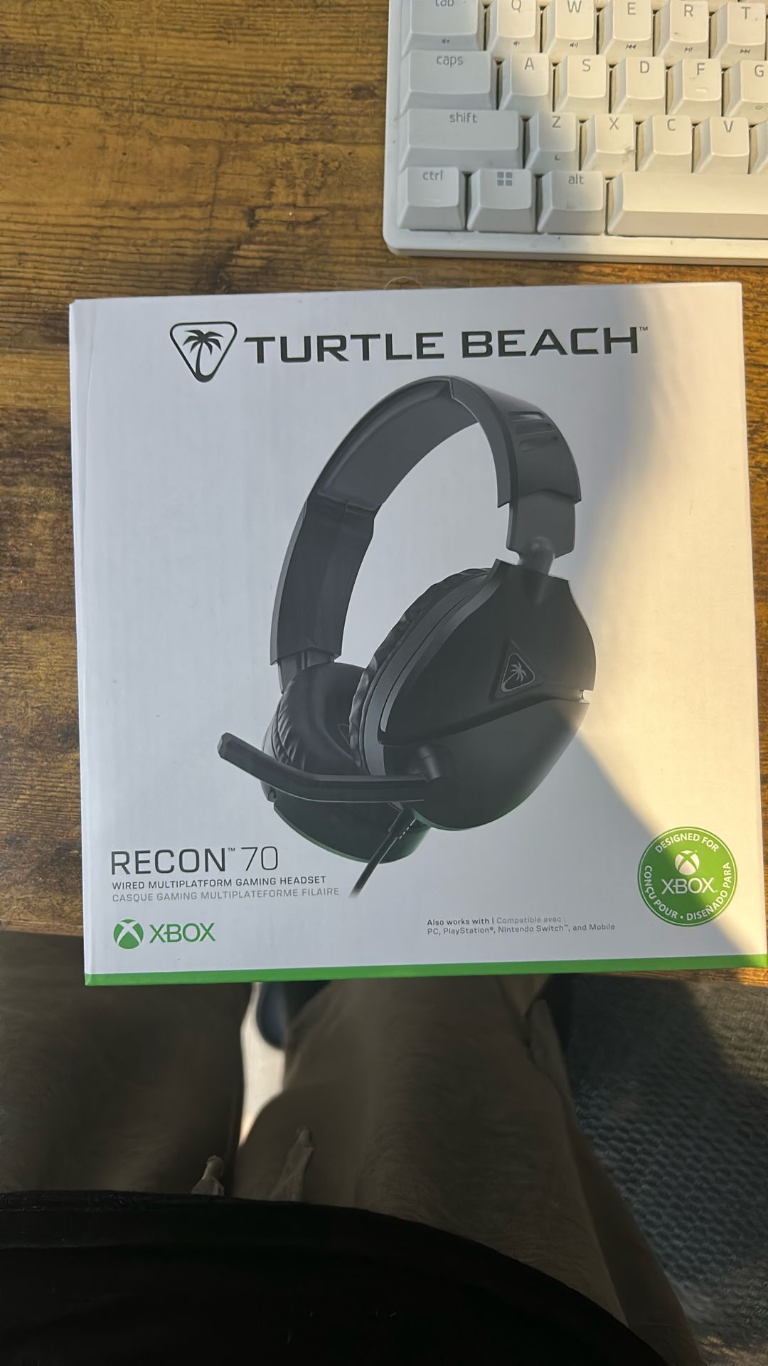 turtle beach headset used few times works with all consoles and pc