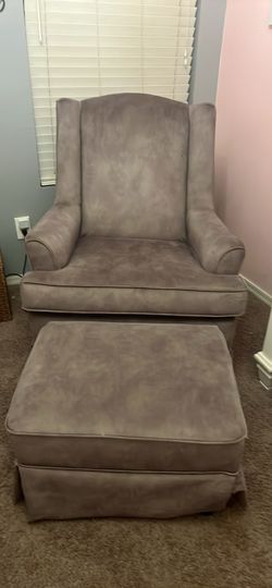 Nursing chair with glider grey