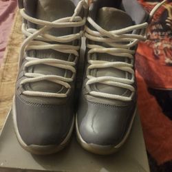 MENS JORDAN 11 COOL GREY