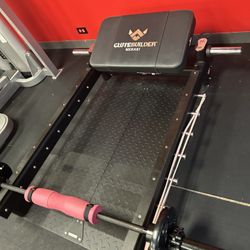 Glute Builder Hip Thrust Machine