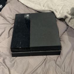 Black PS4 