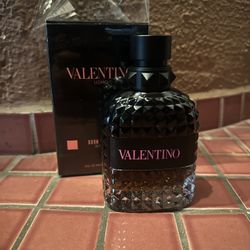 Valentino UOMO Born In Roma Intense (3.4oz)