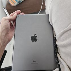  Ipad With Apple Pencil