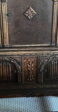 1900s Spanish Cabinet
