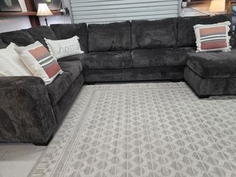 Dark Gray U-Shaped Sectional Couch with 🚛 FAST SAME DAY DELIVERY! 🚚