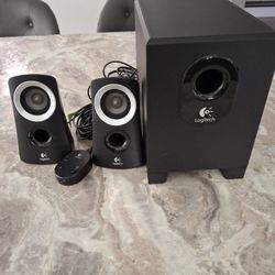 Logitech Z313 2.1 Speaker System