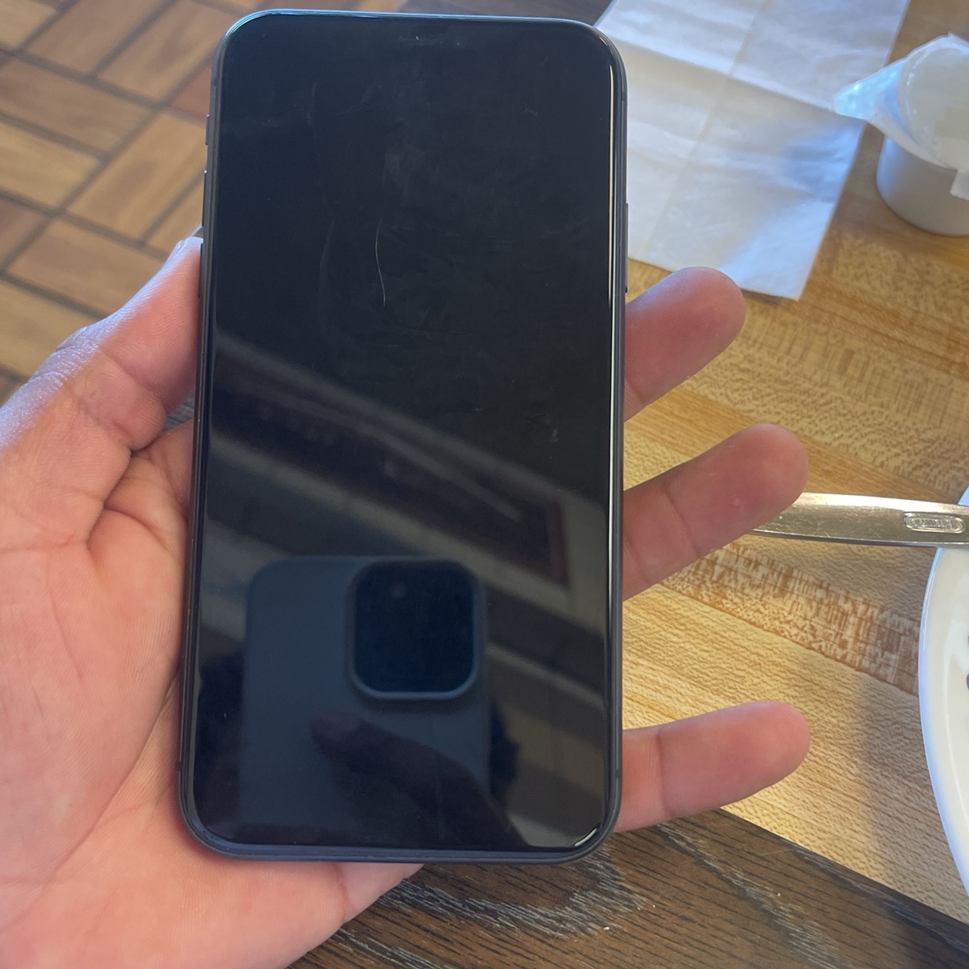 iPhone 11