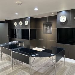FREE Office Furniture 