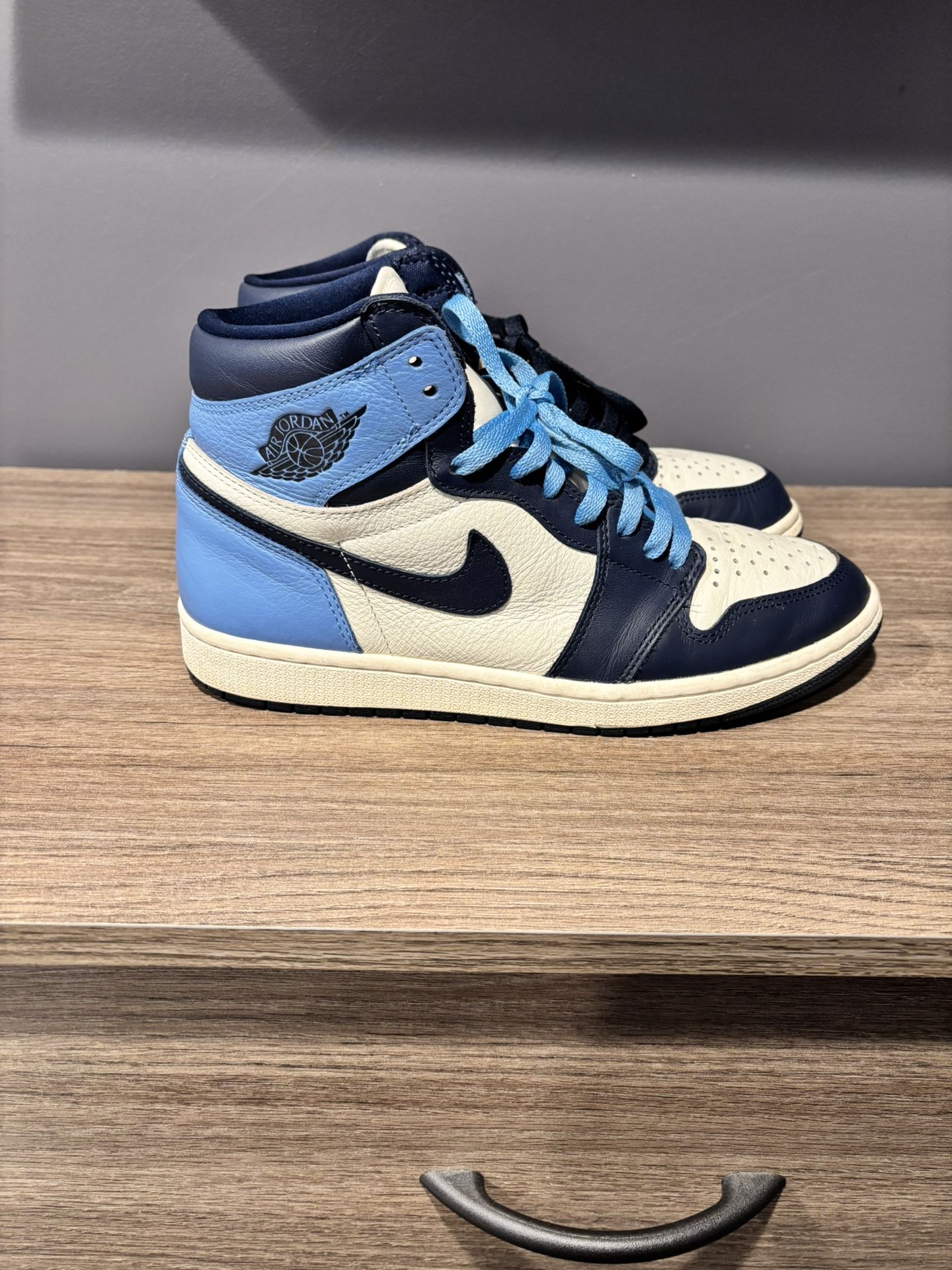 Jordan 1 Obsidian 