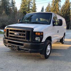 2011 Ford E-350