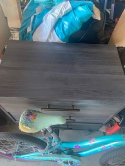 Cute night stand
