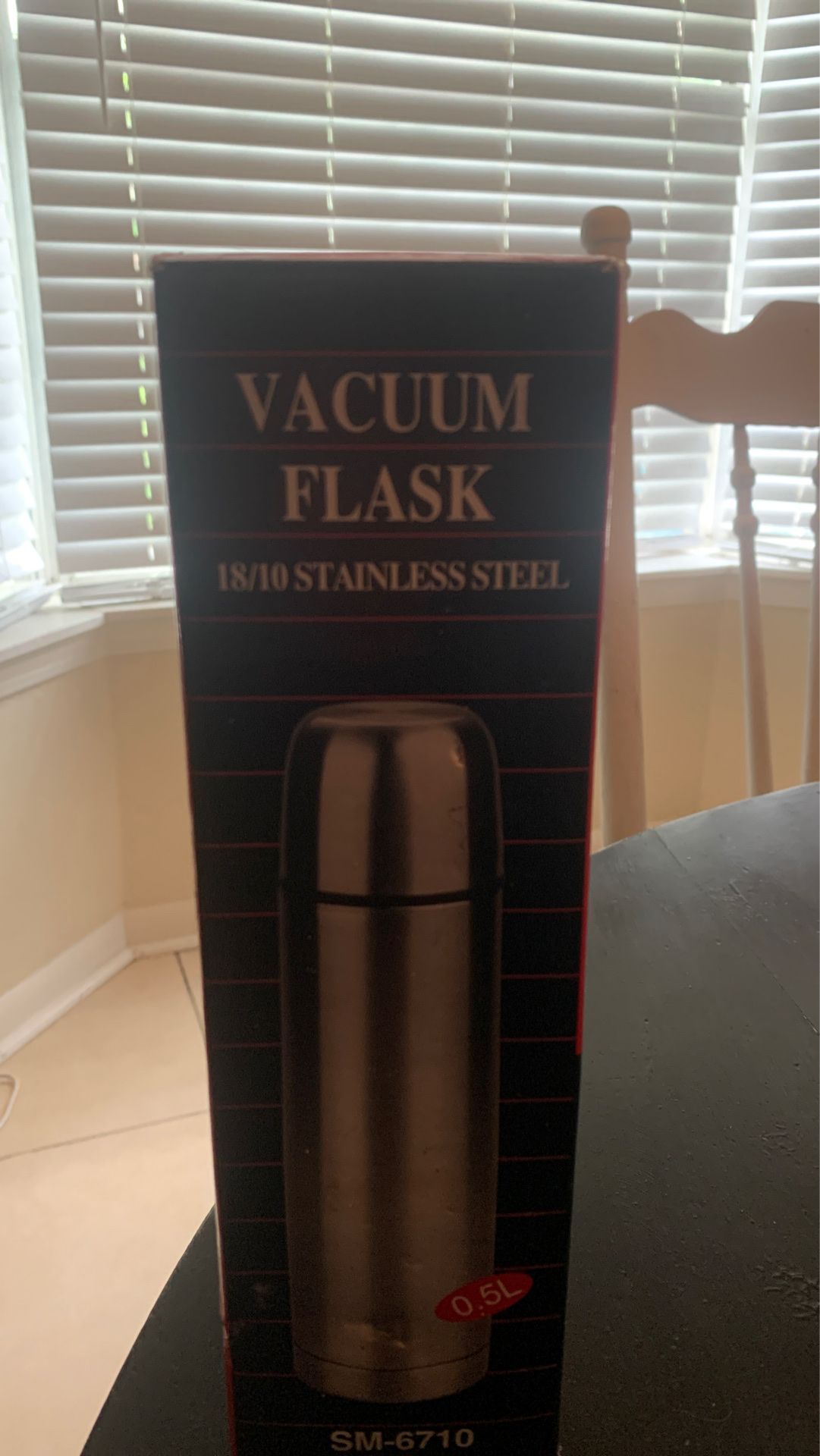 Vacuum flask