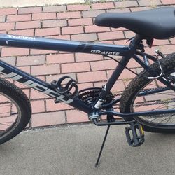 Huffy 15 Speed Mountain Bike 