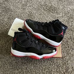 Bred 11s Size 10