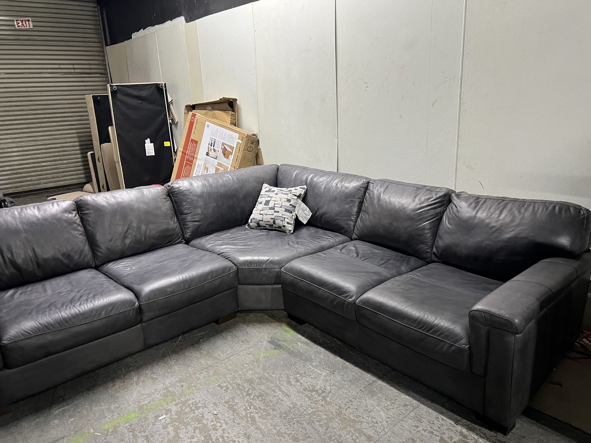 SECTIONAL COUCH LEATHER SOFA