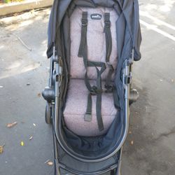 stroller and car seat