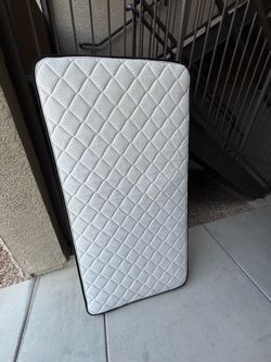 Used twin bed