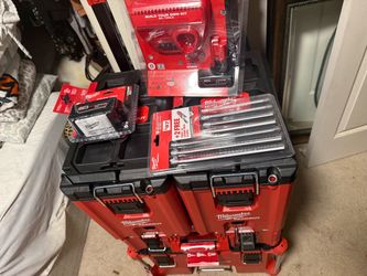 Milwaukee Packout Tool Boxes with Accessories Bundle