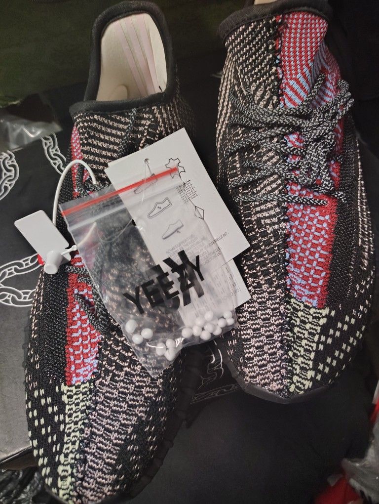 Yezzy Sneakers Size 11
