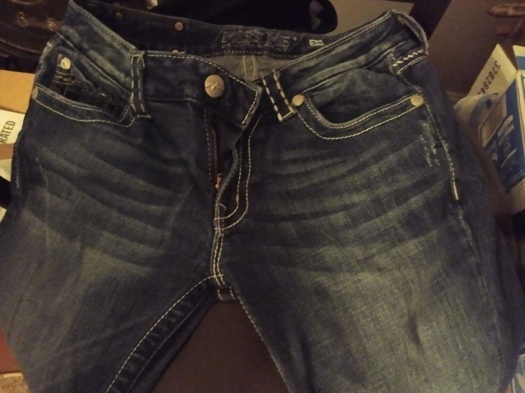 Rock Revival, Guess And Miss Me Jeans ..
