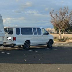 2008 Ford E-350