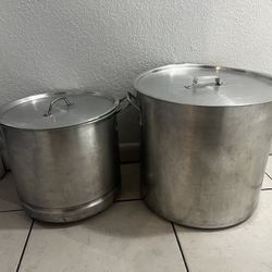 Pots And Mixing Bowl