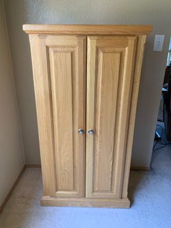 4 shelf oak cabinet