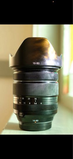 Fujifilm XF 16-80mm f/4 R OIS WR Lens - Excellent Condition!