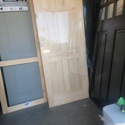 Exterior Door Solid 32x80in