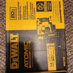 Dewalt Hammer 