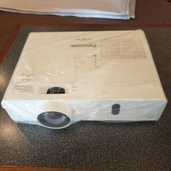 Panasonic Projectors PT-VX420 XGA