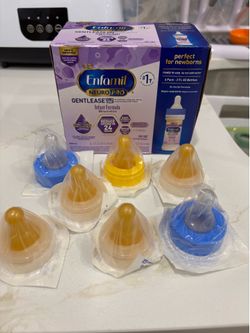 Enfamil ready to drink 2oz formula and nipples