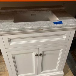 30in Bathroom Vanity with Top