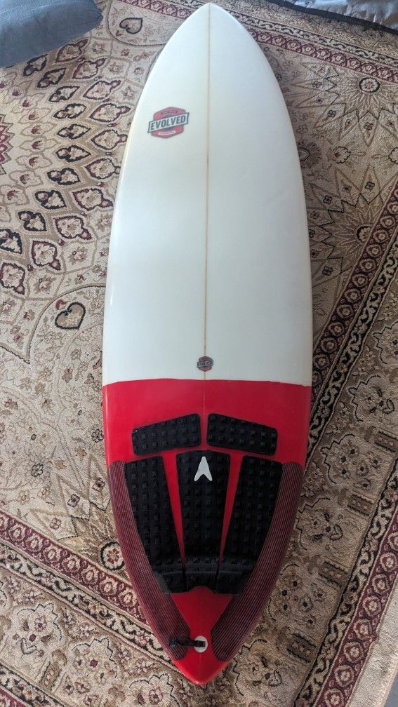 Evolved Surfboard W/ Futures Fins
