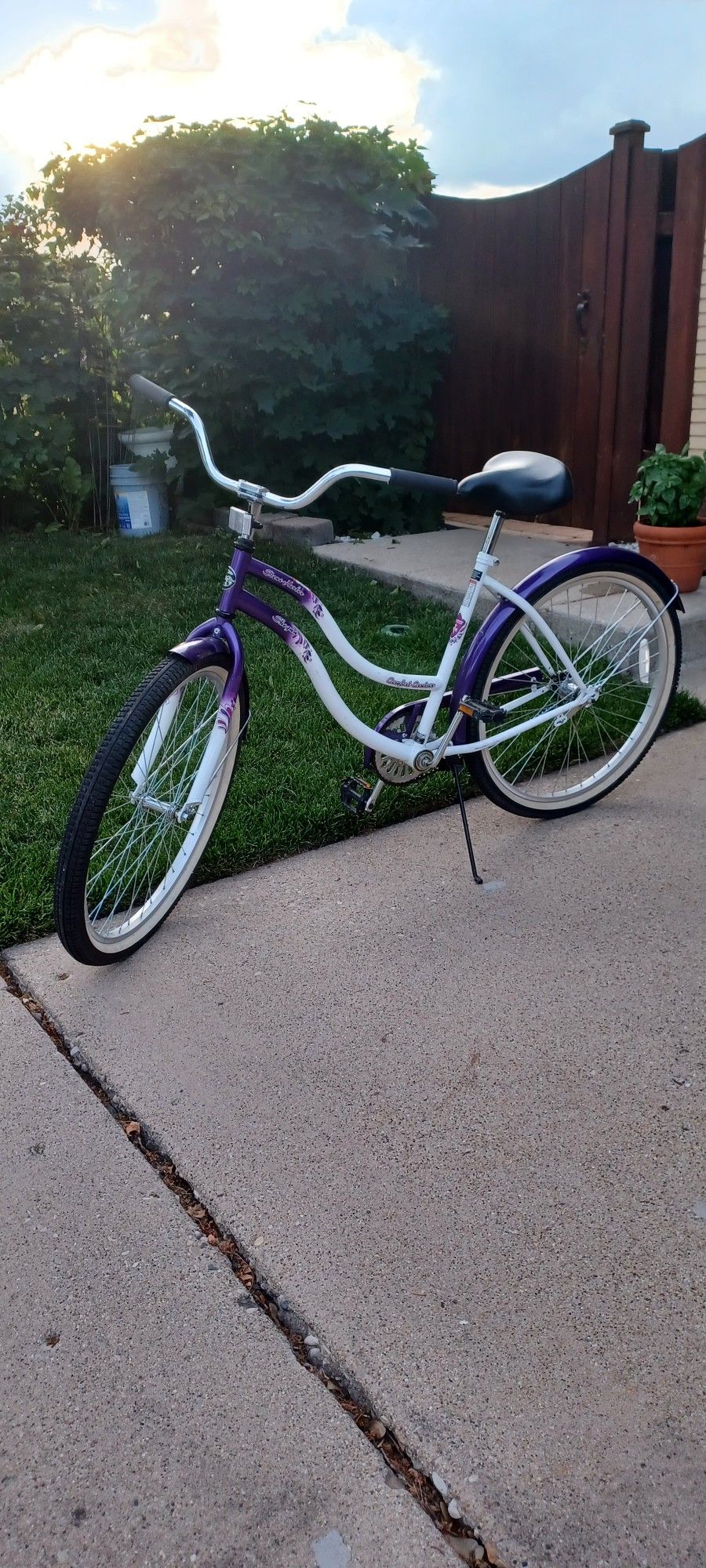 Shogun Stone Harbor Cruiser Bike - Purple, 26" Wheel