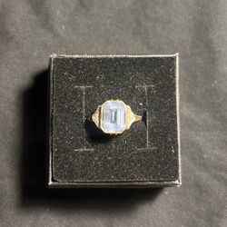 14K Aquamarine Ring