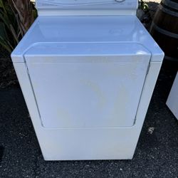Maytag Gas Dryer In Great Working Condition 