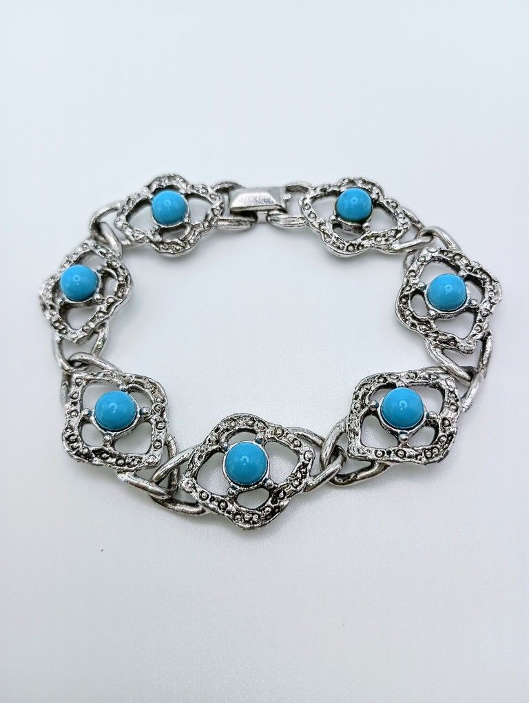 Vintage Signed Sarah Coventry Collectors Item 1973 Faux Turquoise Silver Tone Blue Bracelet