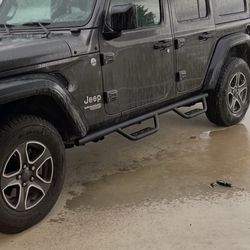 5 Jeep Wheels/Tires