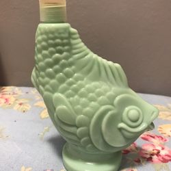 Beautiful Vintage Avon Fish Container 