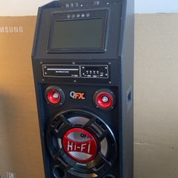 QFX Speaker With Tv Screen . 200 OBO 