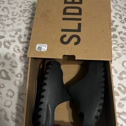 Adidas Yeezy Kids Slides Size 12